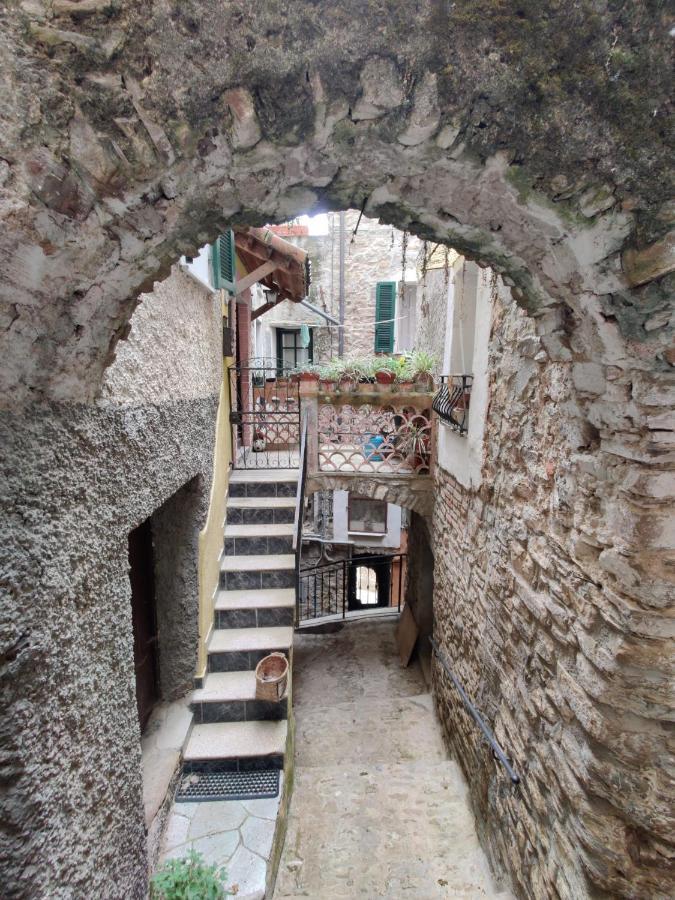 Perinaldo Casa Del Gufo 아파트 외부 사진